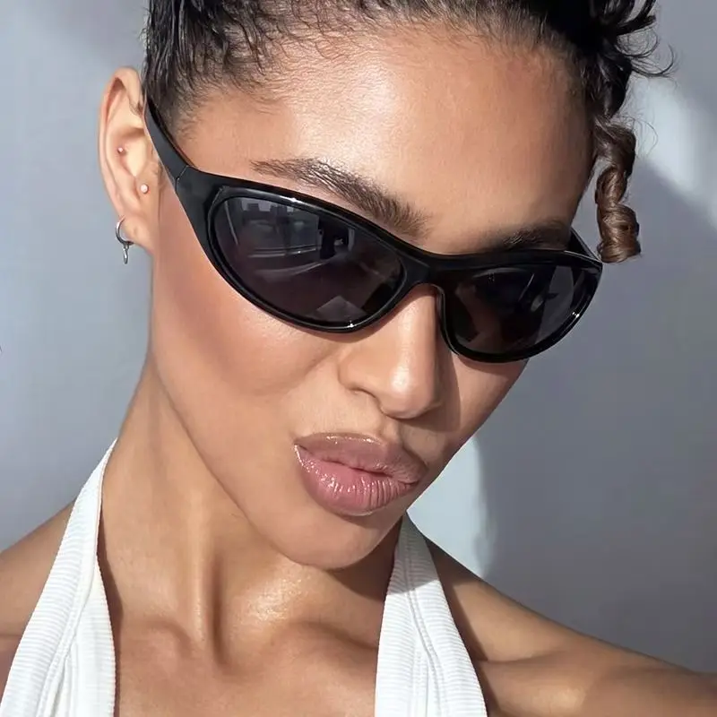 Y2K Punk Sportzonnebrillen voo - Designer Sunglasses recensie en prijs